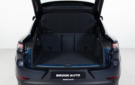 Porsche Cayenne III, 2025 год, 29 990 000 рублей, 34 фотография