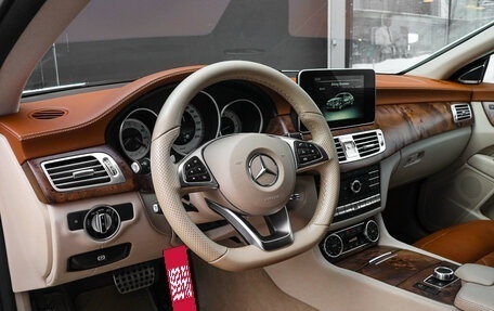 Mercedes-Benz CLS, 2015 год, 4 200 000 рублей, 16 фотография