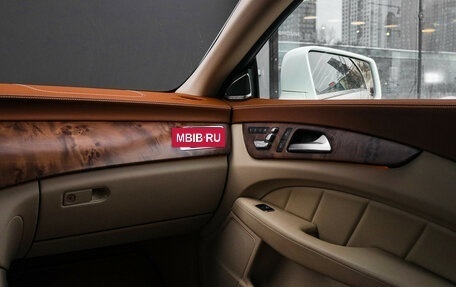 Mercedes-Benz CLS, 2015 год, 4 200 000 рублей, 15 фотография