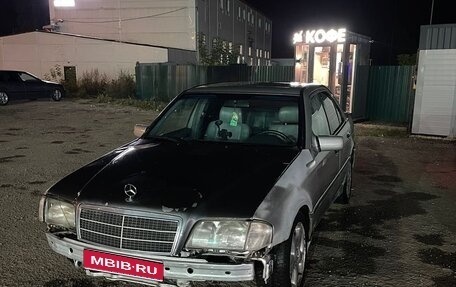 Mercedes-Benz C-Класс, 1994 год, 180 000 рублей, 1 фотография