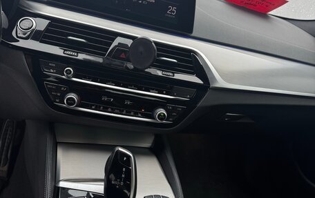 BMW 5 серия, 2020 год, 3 200 000 рублей, 17 фотография