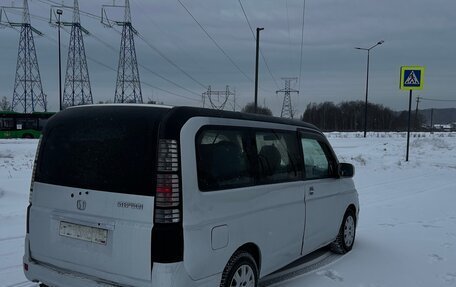 Honda Stepwgn II рестайлинг, 2005 год, 635 000 рублей, 6 фотография