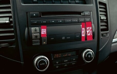 Mitsubishi Pajero IV, 2011 год, 1 695 000 рублей, 15 фотография