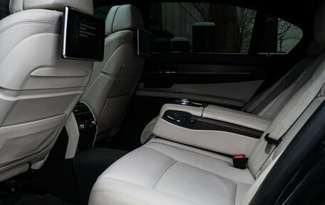 BMW 7 серия, 2013 год, 1 770 000 рублей, 9 фотография