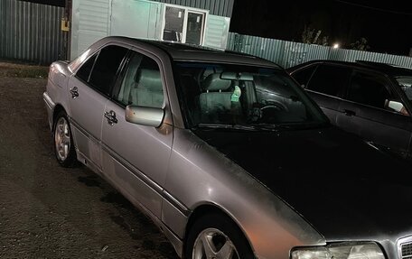 Mercedes-Benz C-Класс, 1994 год, 180 000 рублей, 2 фотография