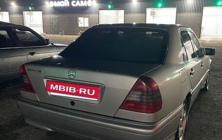Mercedes-Benz C-Класс, 1994 год, 180 000 рублей, 5 фотография
