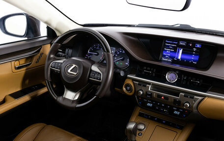 Lexus ES VII, 2016 год, 2 399 000 рублей, 16 фотография