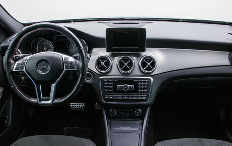 Mercedes-Benz GLA, 2015 год, 2 610 000 рублей, 13 фотография