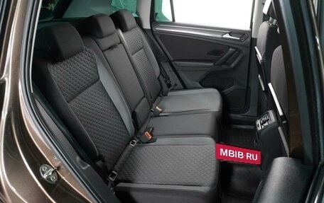 Volkswagen Tiguan II, 2016 год, 2 499 000 рублей, 7 фотография