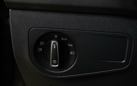 Volkswagen Tiguan II, 2016 год, 2 499 000 рублей, 13 фотография