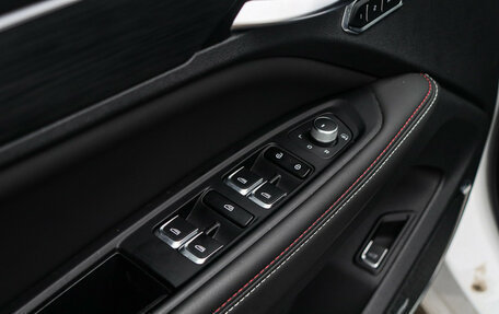 Geely Tugella FY11, 2023 год, 3 259 000 рублей, 17 фотография