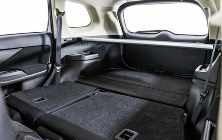 Mitsubishi Outlander III рестайлинг 3, 2018 год, 1 899 000 рублей, 17 фотография