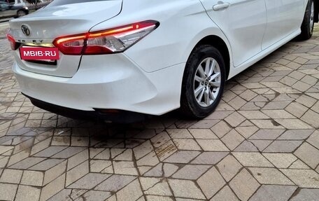 Toyota Camry, 2019 год, 1 660 000 рублей, 9 фотография