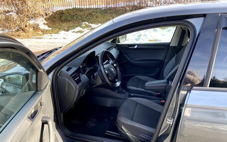 Skoda Rapid II, 2021 год, 1 800 000 рублей, 9 фотография