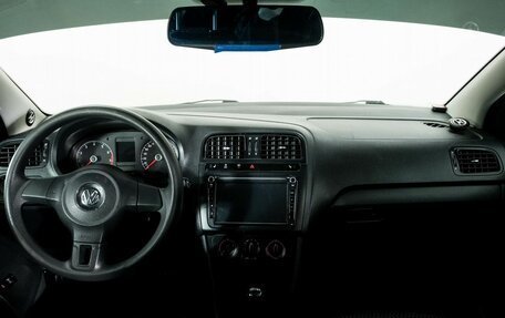 Volkswagen Polo VI (EU Market), 2014 год, 820 000 рублей, 7 фотография