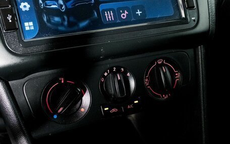 Volkswagen Polo VI (EU Market), 2014 год, 820 000 рублей, 11 фотография