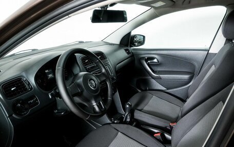 Volkswagen Polo VI (EU Market), 2015 год, 856 000 рублей, 5 фотография