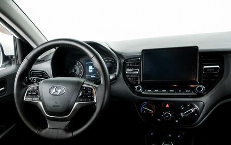 Hyundai Solaris II рестайлинг, 2020 год, 1 740 000 рублей, 13 фотография