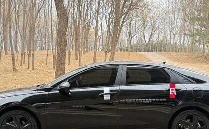 Hyundai Elantra, 2022 год, 1 280 000 рублей, 5 фотография