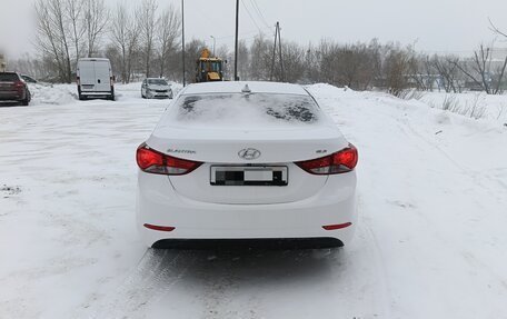 Hyundai Elantra V, 2014 год, 850 000 рублей, 3 фотография