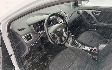 Hyundai Elantra V, 2014 год, 850 000 рублей, 5 фотография