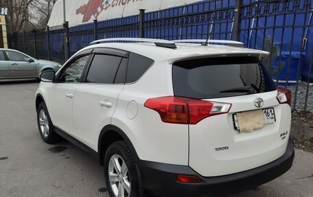 Toyota RAV4, 2013 год, 1 870 000 рублей, 4 фотография