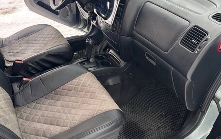 Mitsubishi Space Star I рестайлинг, 2004 год, 300 000 рублей, 12 фотография