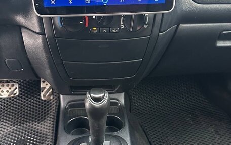 Mitsubishi Space Star I рестайлинг, 2004 год, 300 000 рублей, 15 фотография