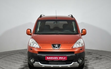 Peugeot Partner II рестайлинг 2, 2010 год, 625 000 рублей, 2 фотография