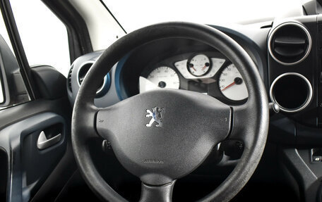 Peugeot Partner II рестайлинг 2, 2010 год, 625 000 рублей, 14 фотография