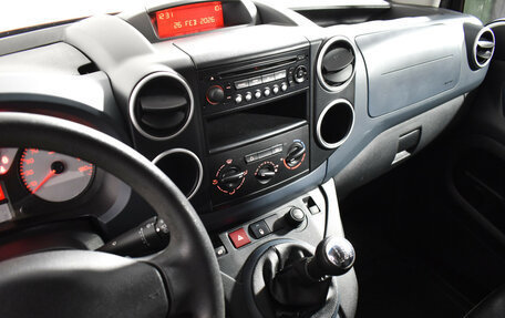 Peugeot Partner II рестайлинг 2, 2010 год, 625 000 рублей, 16 фотография