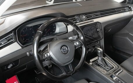 Volkswagen Passat B8 рестайлинг, 2016 год, 2 600 000 рублей, 5 фотография