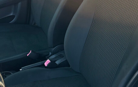 Suzuki Swift III, 2005 год, 450 000 рублей, 32 фотография