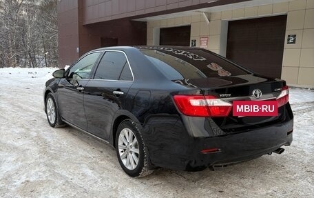 Toyota Camry, 2012 год, 1 850 000 рублей, 2 фотография