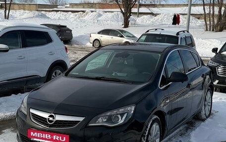 Opel Astra J, 2011 год, 830 000 рублей, 4 фотография