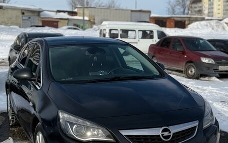 Opel Astra J, 2011 год, 830 000 рублей, 9 фотография