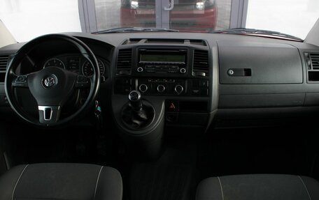 Volkswagen Multivan T5, 2010 год, 1 880 000 рублей, 14 фотография