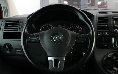 Volkswagen Multivan T5, 2010 год, 1 880 000 рублей, 15 фотография