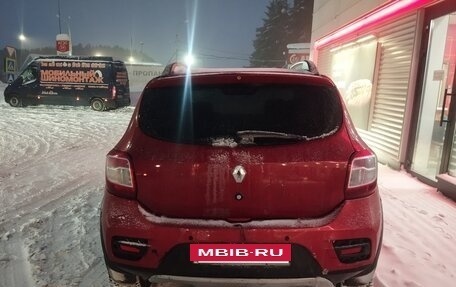 Renault Sandero II рестайлинг, 2015 год, 700 000 рублей, 7 фотография