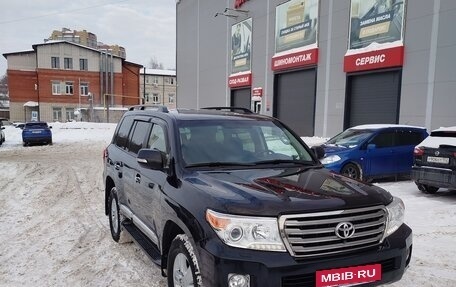 Toyota Land Cruiser 200, 2014 год, 4 470 000 рублей, 2 фотография