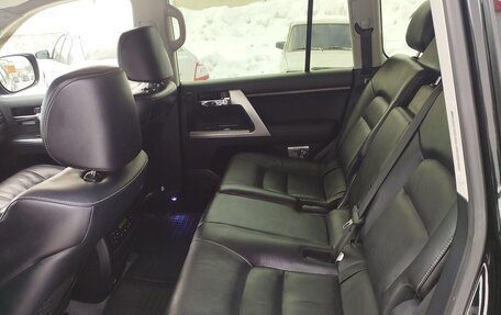 Toyota Land Cruiser 200, 2014 год, 4 470 000 рублей, 9 фотография