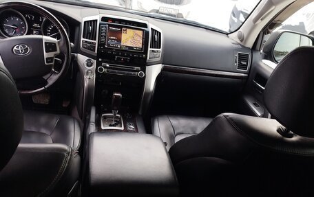 Toyota Land Cruiser 200, 2014 год, 4 470 000 рублей, 15 фотография
