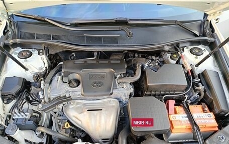 Toyota Camry, 2017 год, 2 400 000 рублей, 16 фотография