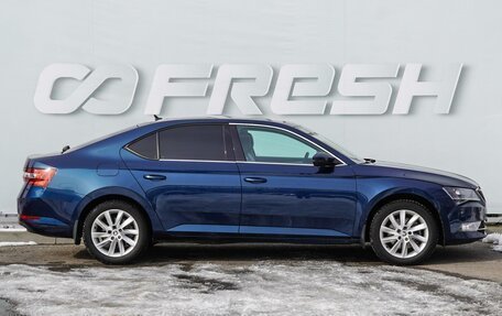 Skoda Superb III рестайлинг, 2017 год, 2 099 000 рублей, 5 фотография