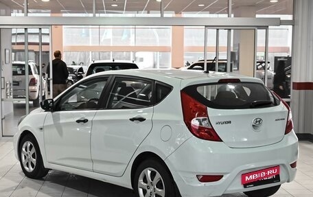 Hyundai Solaris II рестайлинг, 2013 год, 749 000 рублей, 2 фотография