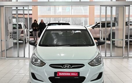 Hyundai Solaris II рестайлинг, 2013 год, 749 000 рублей, 3 фотография