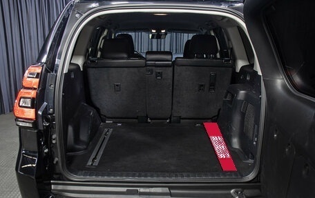 Toyota Land Cruiser Prado 150 рестайлинг 2, 2020 год, 6 198 000 рублей, 10 фотография