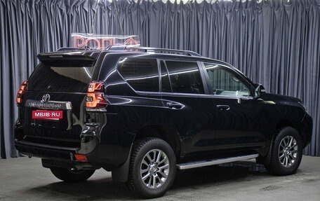 Toyota Land Cruiser Prado 150 рестайлинг 2, 2020 год, 6 198 000 рублей, 5 фотография