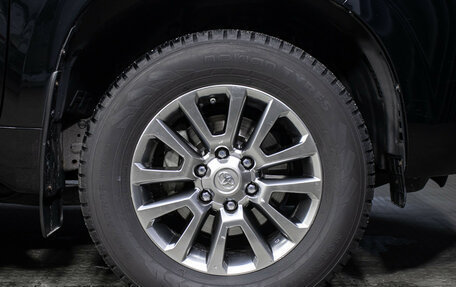 Toyota Land Cruiser Prado 150 рестайлинг 2, 2020 год, 6 198 000 рублей, 25 фотография