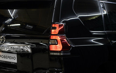 Toyota Land Cruiser Prado 150 рестайлинг 2, 2020 год, 6 198 000 рублей, 23 фотография